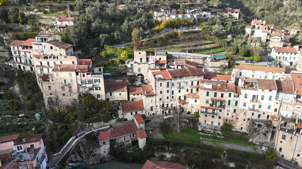 Il panorama sul borgo di Rocchetta Nervina