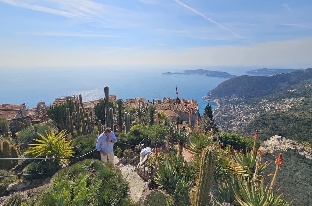il panorama dal Giardino Esotico di Èze