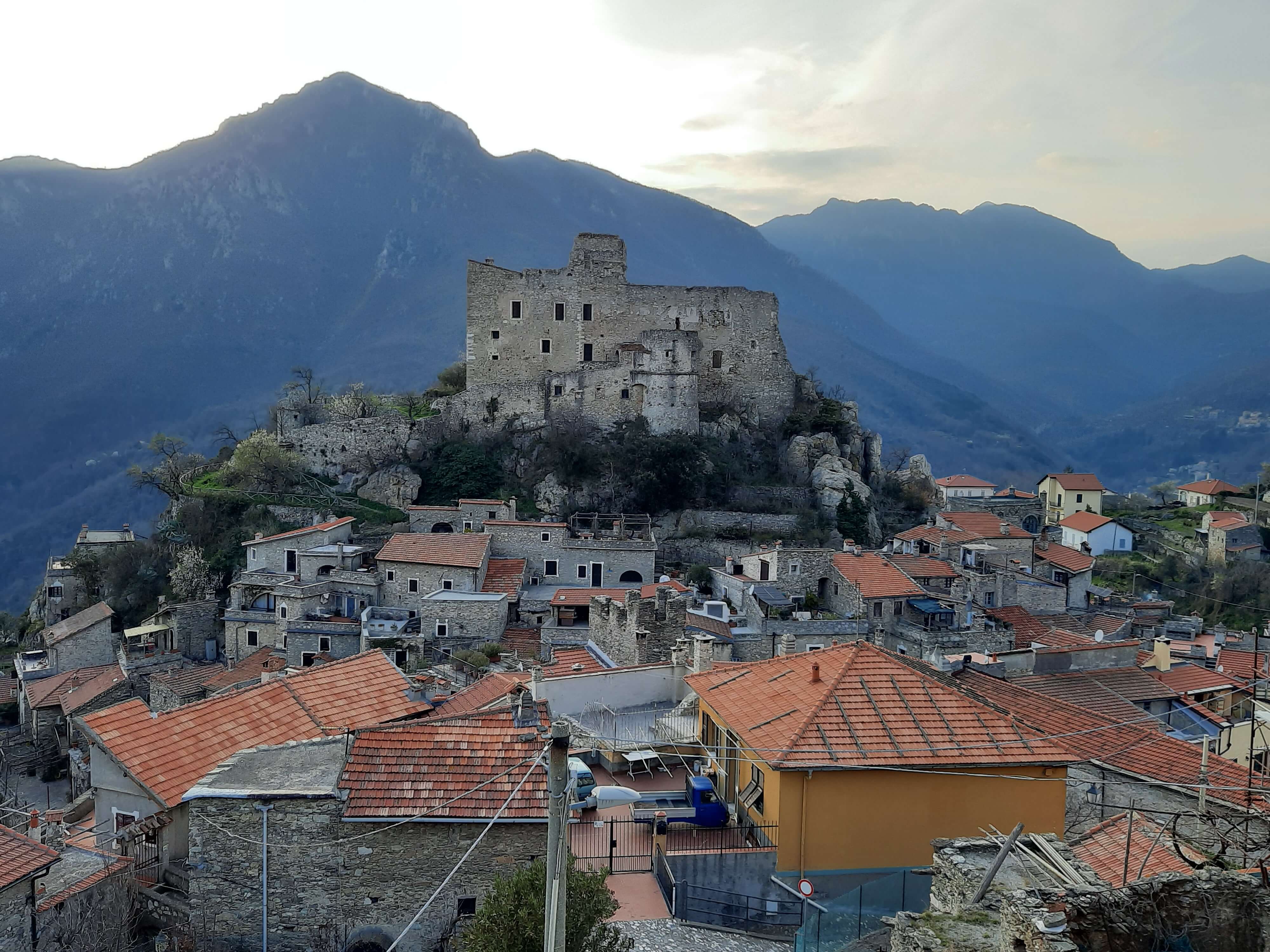 Castelvecchio di Rocca Barbena: one of the most beautiful villages in Italy