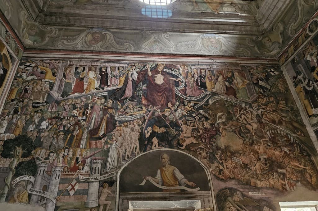 Il Giudizio Universale dipinto nel Santuario di Notre Dame des Fontaines a La Brigue