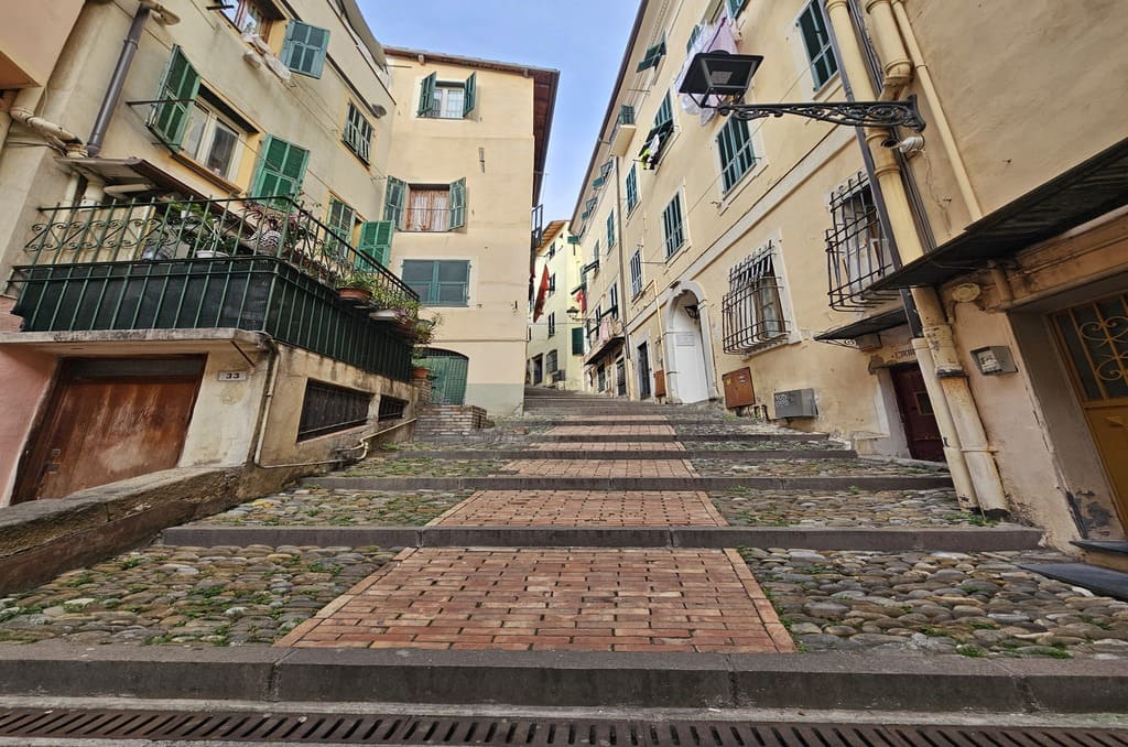 Scorcio di via Montà, Sanremo