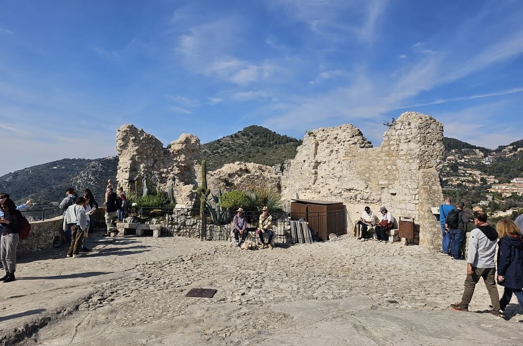 Le rovine dell’antico castello di Èze